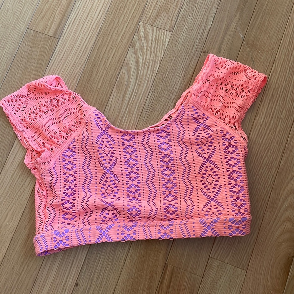 California kisses dance top